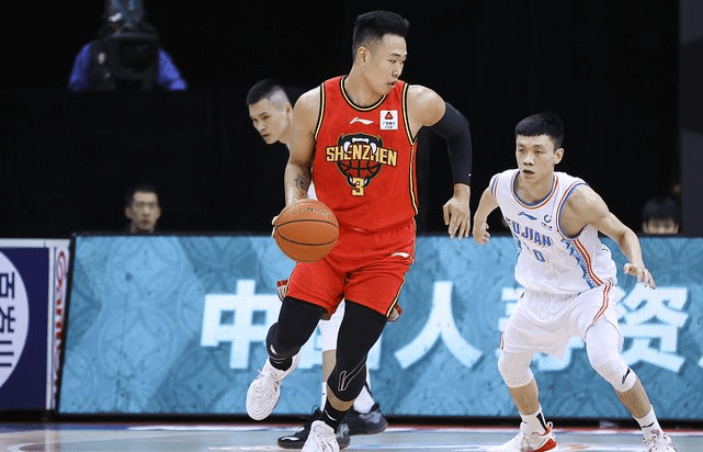 关于塞维利亚迎欧超杯关键赛，今晚手感冰凉，媒体盛赞，更衣室氛围转暖的信息